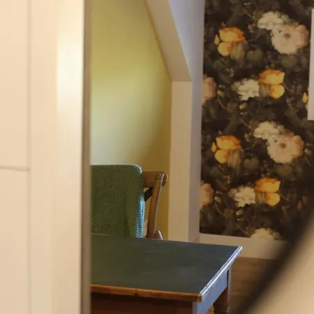 Porcus Campus Ξενοδοχείο *